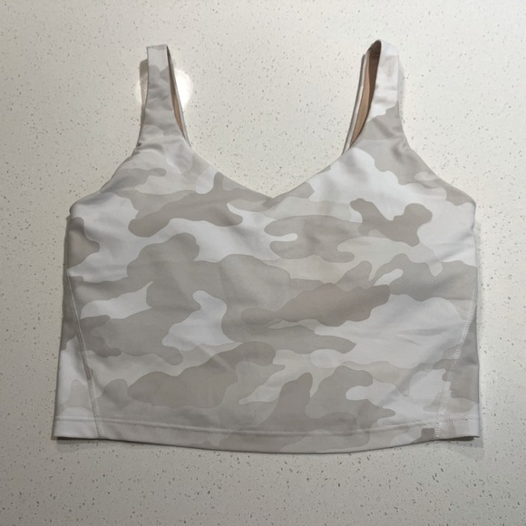 Old Navy | Light Support PowerSoft Longline Sports Bra | Cream Camo | Medium - Picture 5 of 6